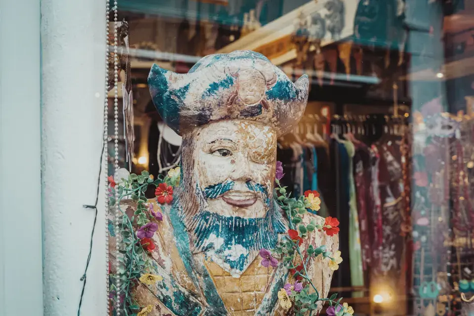Local Landmarks and Attractions in Forest Hill in Forest Hill